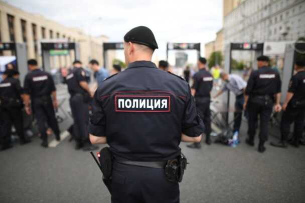 В Ленинградской области временно "ограничено" проведение митингов до 1 мая из-за заявленной "угрозы терактов и провокаций"